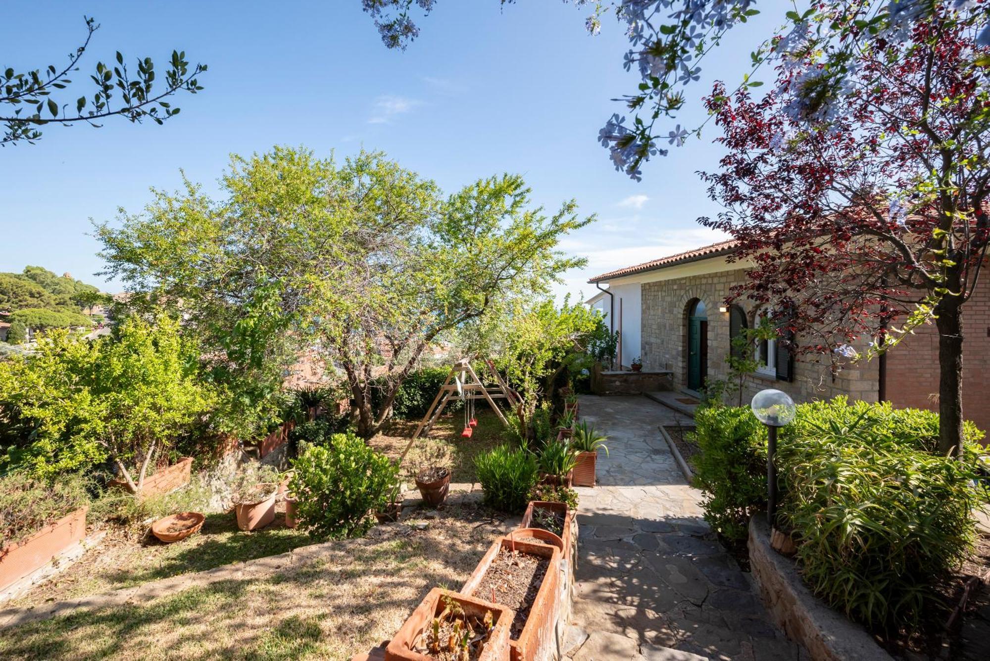 Villa Con Giardino Vista Mare Кастильоне дела Пеская Екстериор снимка